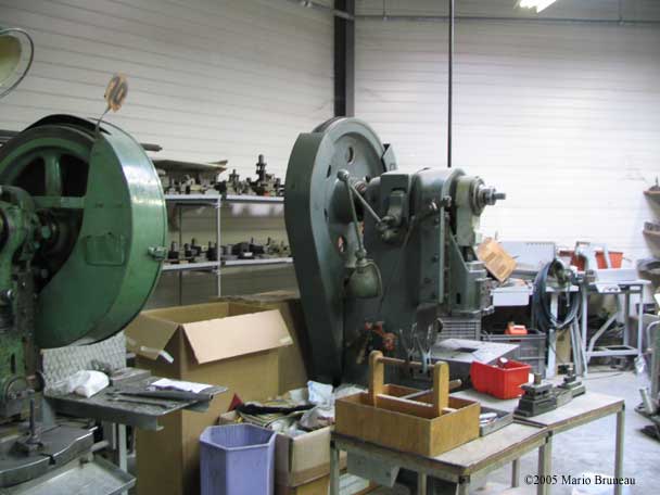 CavagnoloFactory02 Cavagnolo musette accordion maker factory in Lyon, France