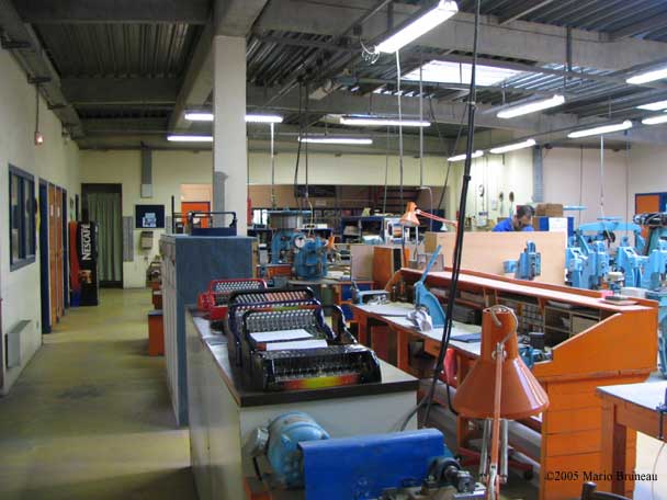 MaugeinFactory01 Famous Maugein musette accordion makers in Tulle, France