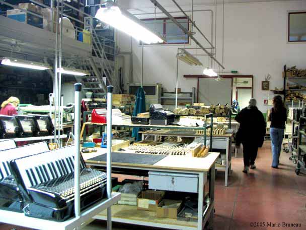 Menghini Menghini accordion maker in Castelfidardo