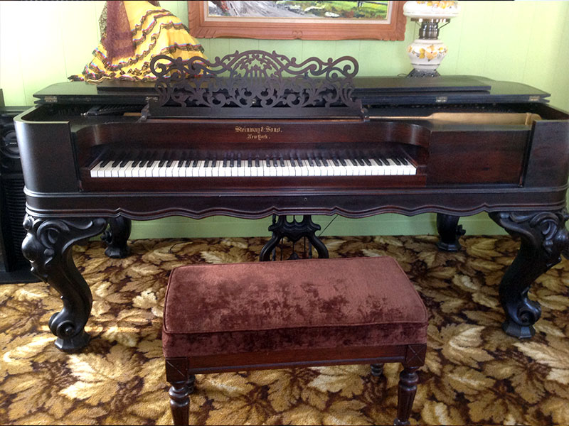 Meuble du Piano Table Steinway